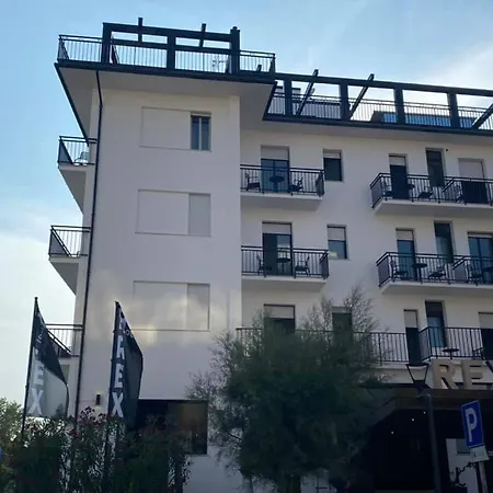 Ξενοδοχείο Rex